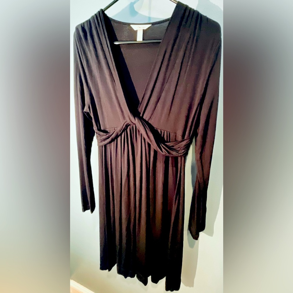Soma Medium Black Long Sleeve Vneck Midi Dress, great condition